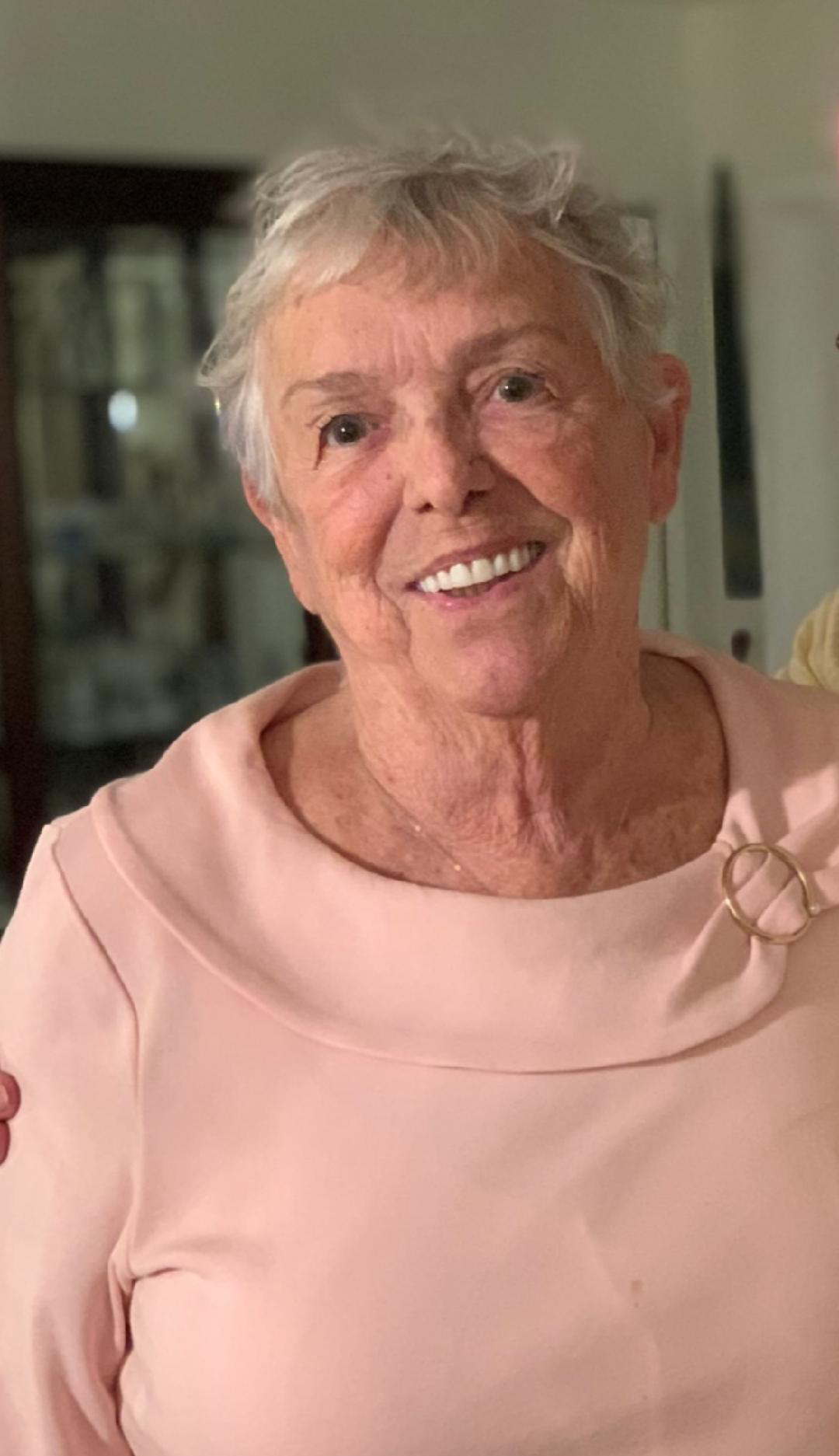 You are currently viewing Elsa G. Petursson